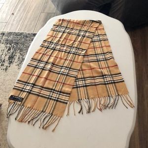 Scarf with Burberry Print